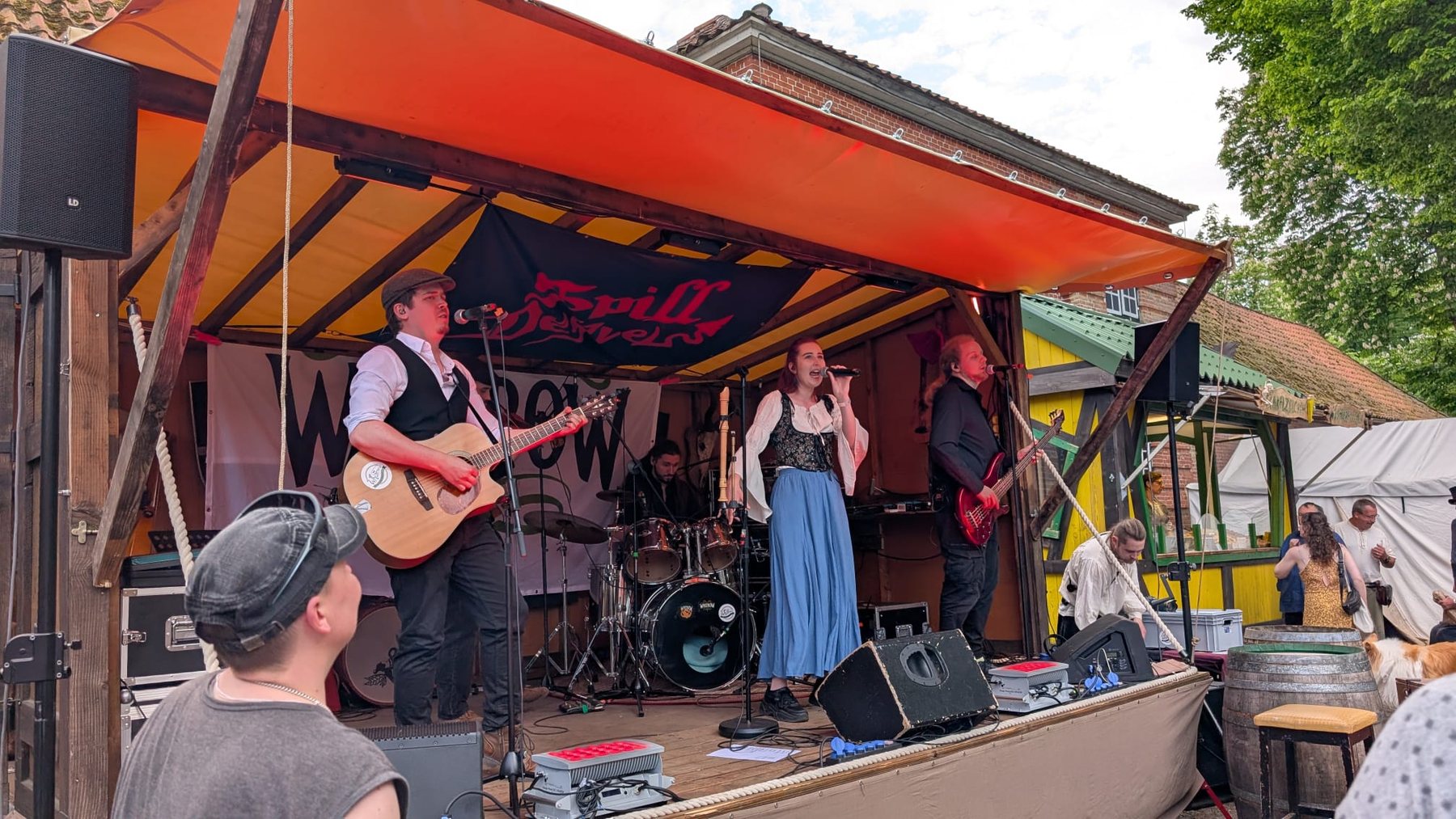 Livemusik auf der Bühne